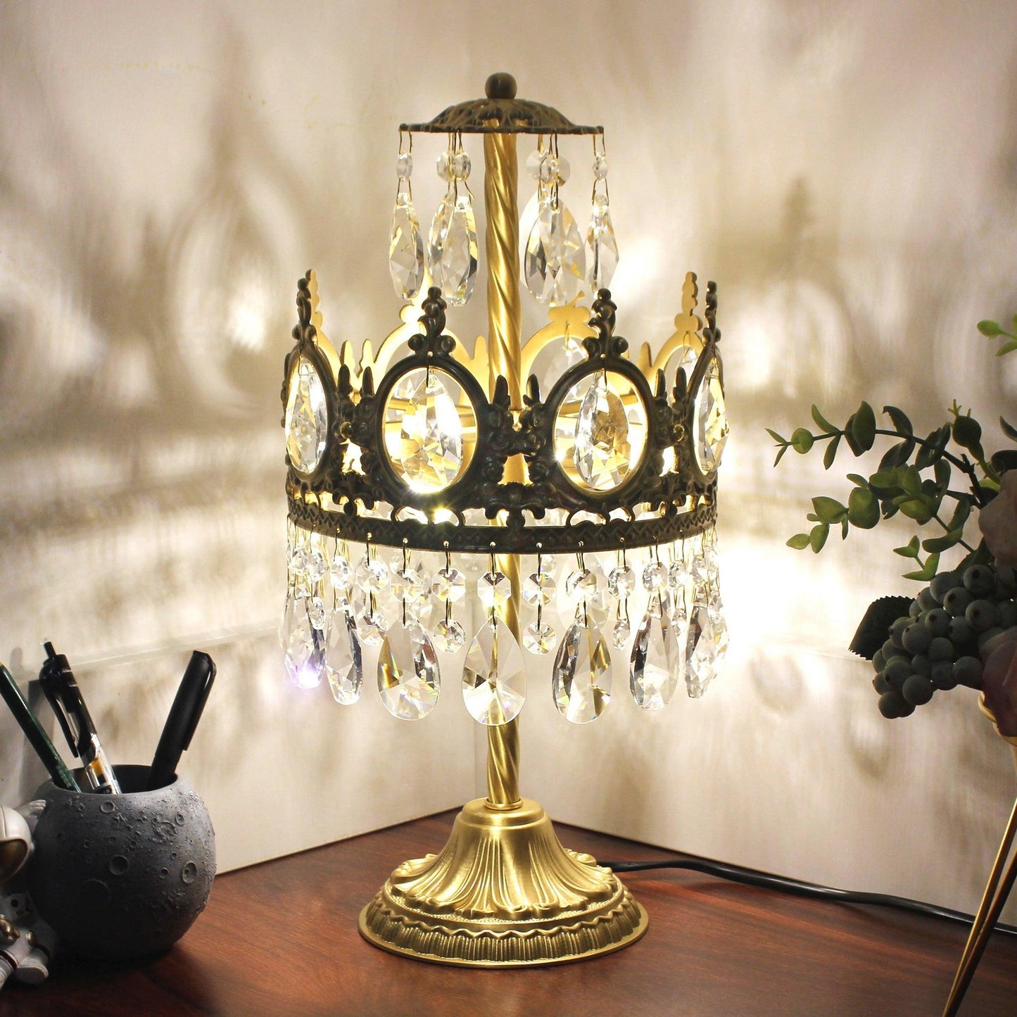 Vintage Crystal Table Lamp | Clear Crystals & Copper Plating | 20cm Diameter