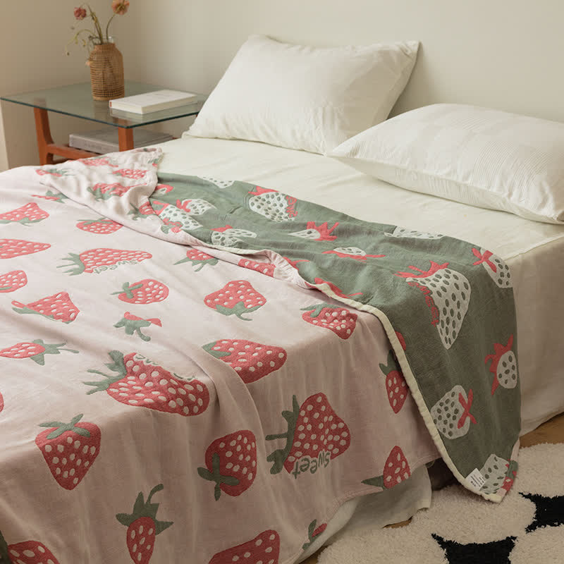 Strawberry Quilt | 100% Organic Cotton | Reversible, Full/Queen Size