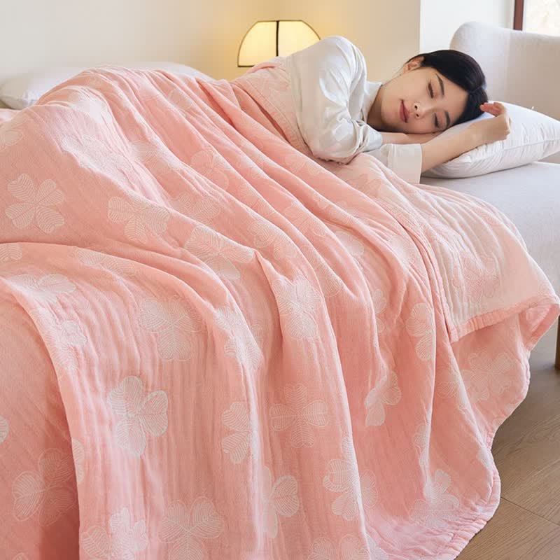 Four Leaf Clover Summer Quilt | 100% Organic Cotton | Full/Queen Size