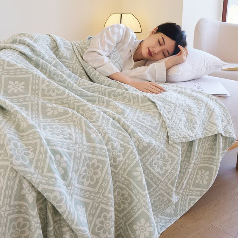 Cotton Gauze Jacquard Quilt | 100% Organic Cotton | Full/Queen Size