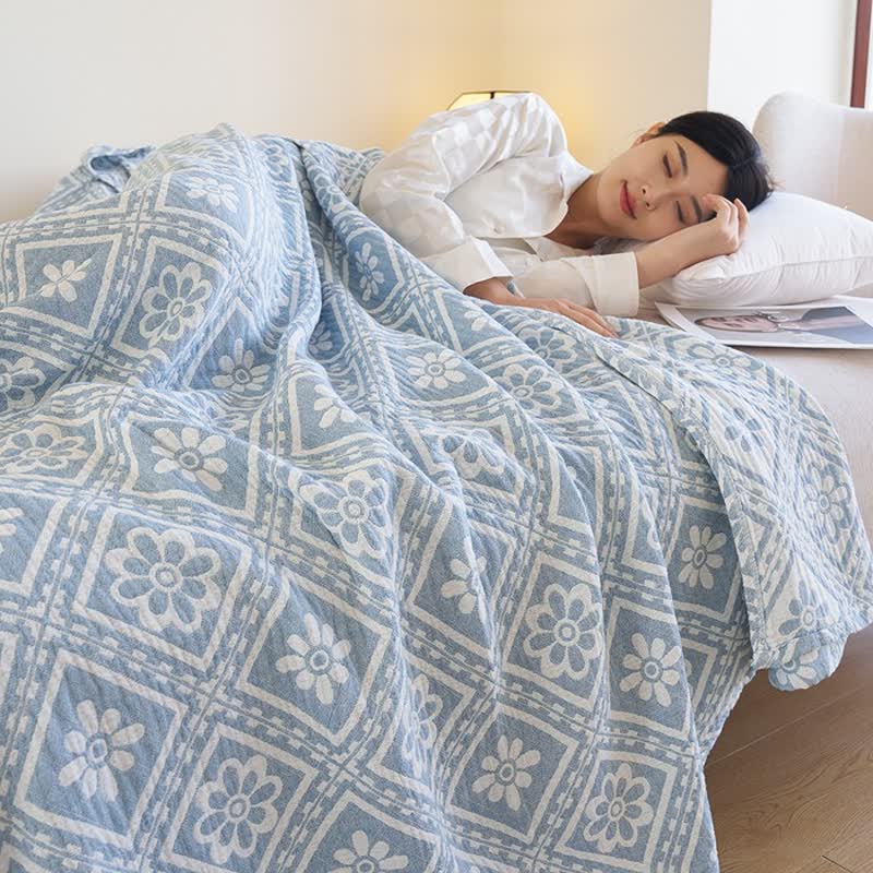 Cotton Gauze Jacquard Quilt | 100% Organic Cotton | Full/Queen Size
