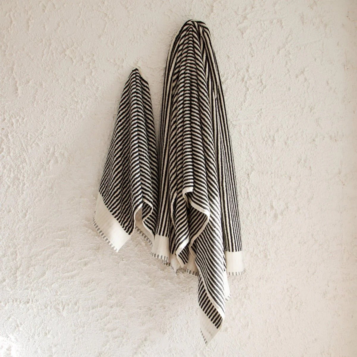 Zebra Bath Sheet | 100% Organic Turkish Cotton | 90 x 150 cm