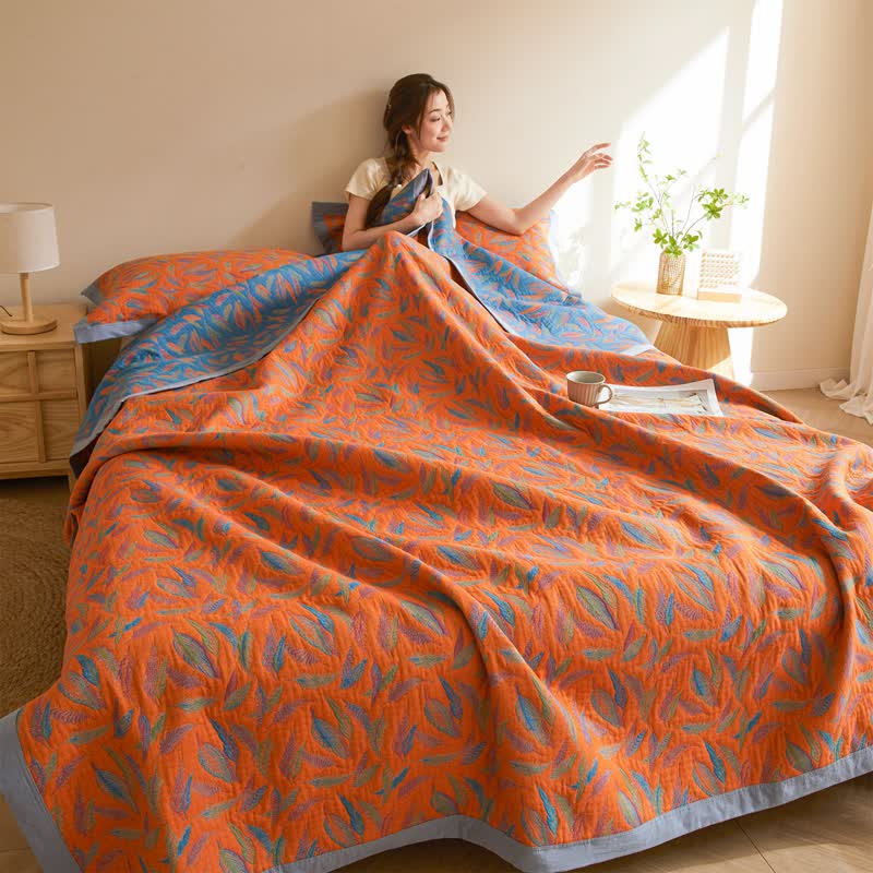 Cotton Gauze Quilt | Reversible Feather Design | Full/Queen Size
