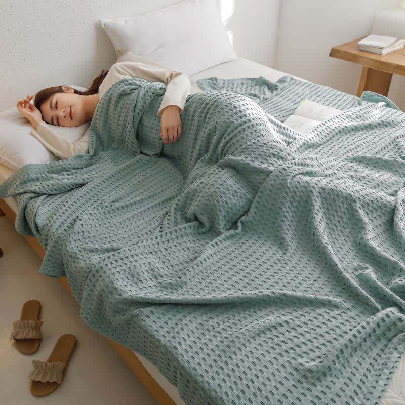 Solid Color Waffle Cotton Reversible Quilt | 100% Organic Cotton | Full/Queen Size