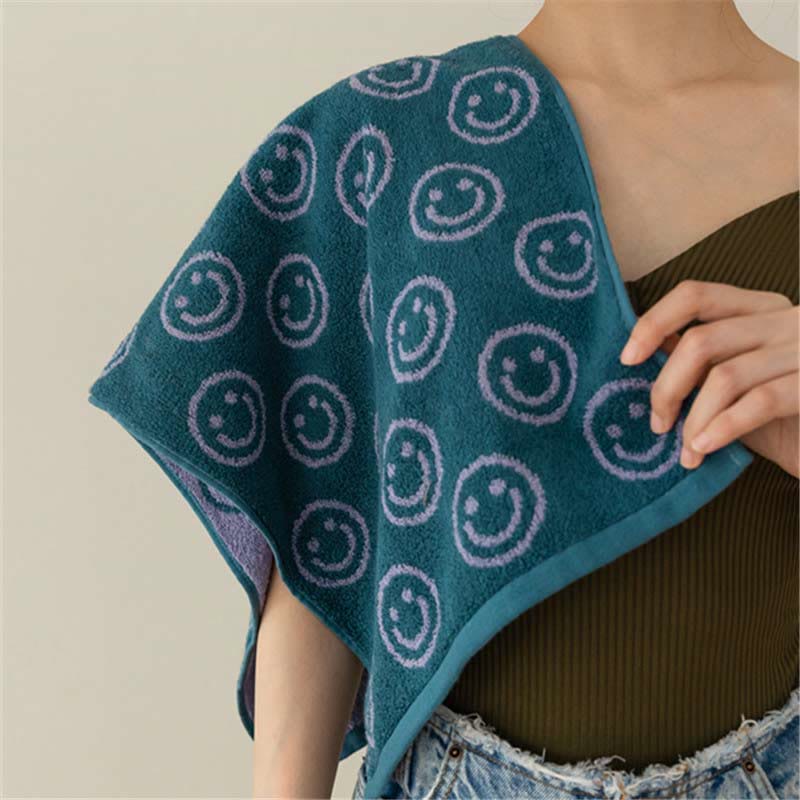 Combed Cotton Towel | Soft & Absorbent | Smiling Pattern | 70cm x 140cm