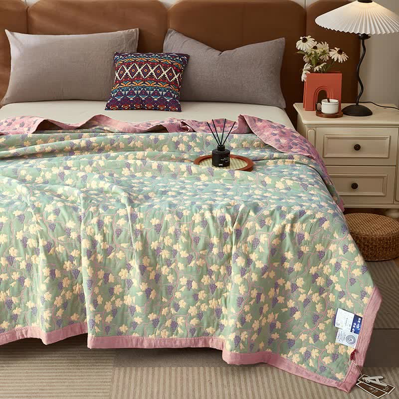 Vine Leaf Reversible Quilt | 100% Organic Cotton | Multiple Sizes