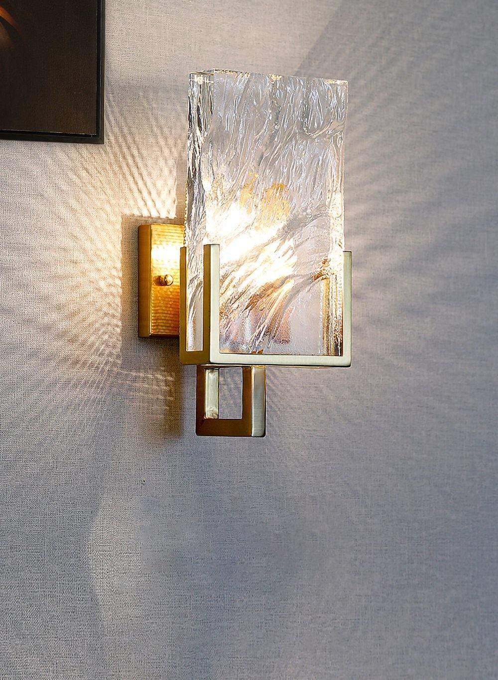 Ice Crystal Wall Lamp | Crystal Glass | Brass Finish