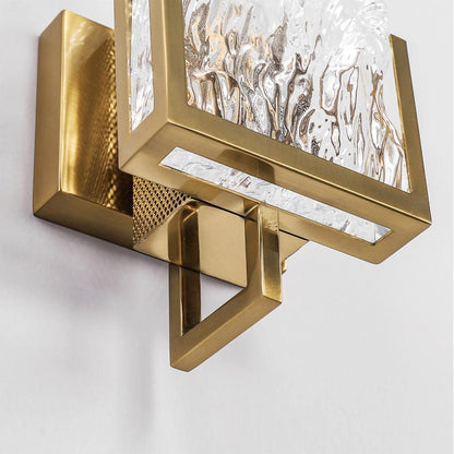 Ice Crystal Wall Lamp | Crystal Glass | Brass Finish