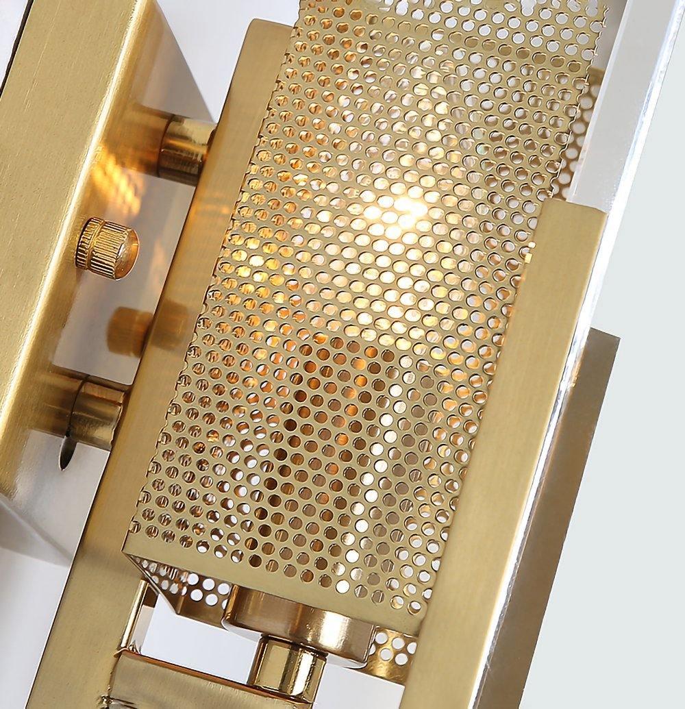 Ice Crystal Wall Lamp | Crystal Glass | Brass Finish