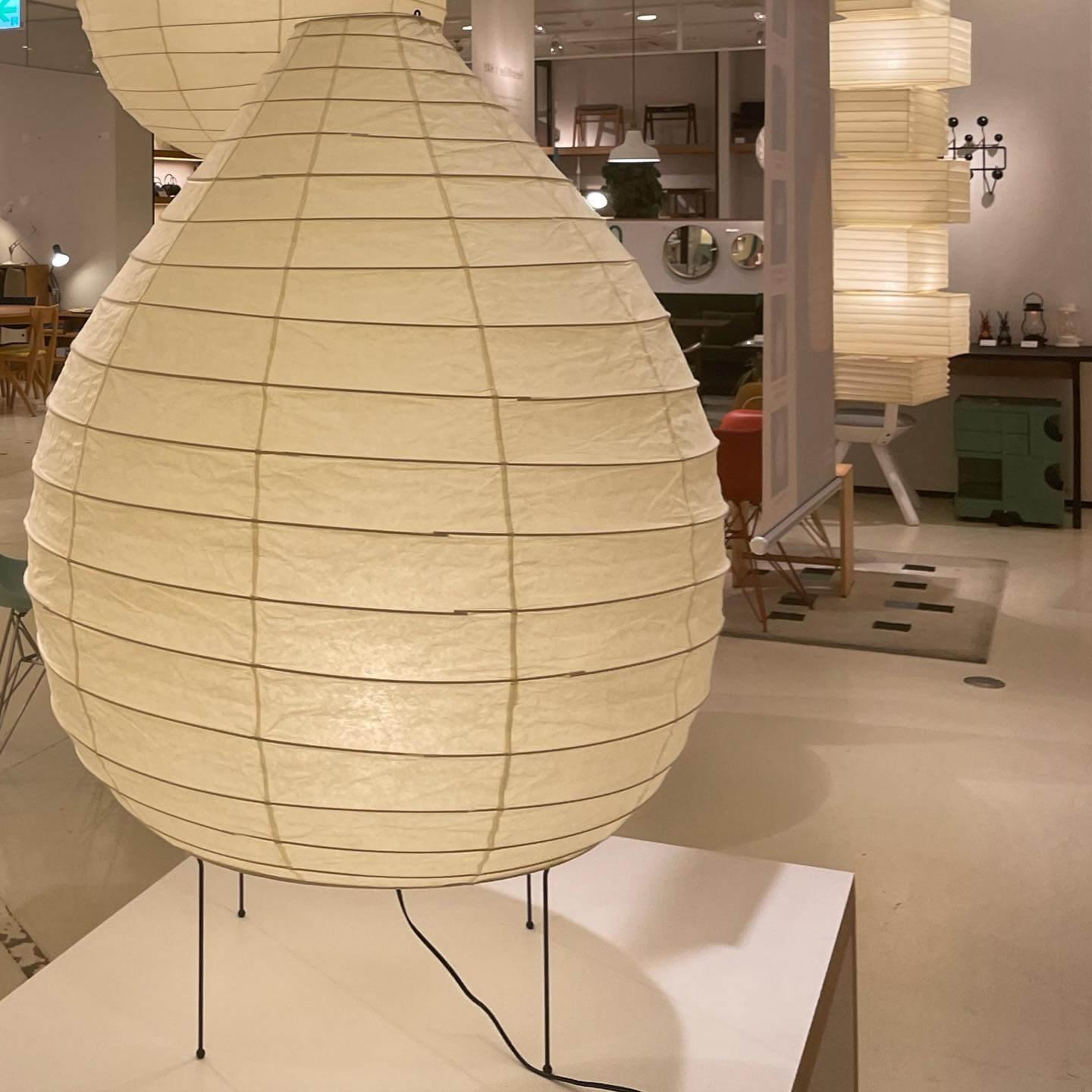 Rice Paper Lantern Table Lamp | Premium Rice Paper & Metal | 42cm Diameter