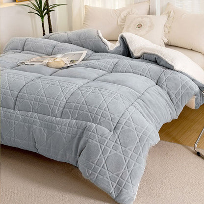 Plush Fleece Blanket | Thick Polyester | Full, Queen, King Sizes