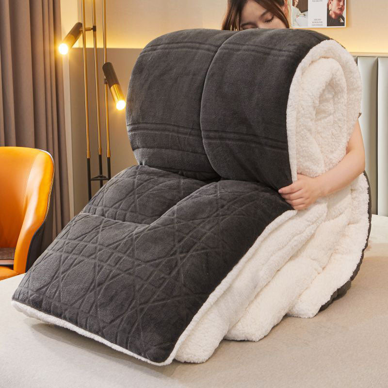 Plush Fleece Blanket | Thick Polyester | Full, Queen, King Sizes