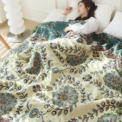 Floral Reversible Quilt | 100% Organic Cotton | Full/Queen Size