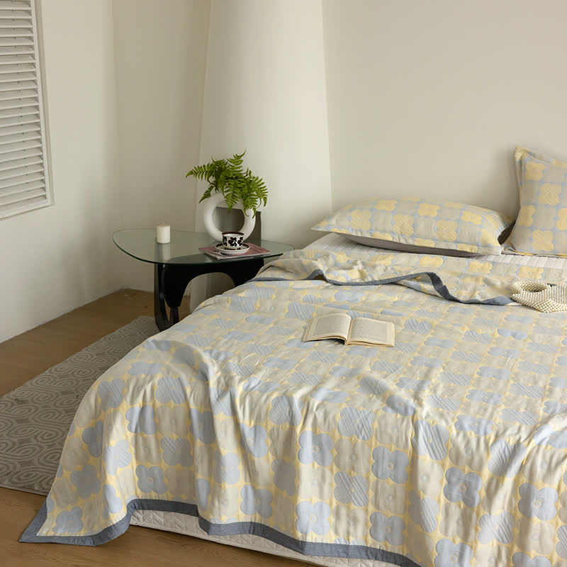 Cotton Gauze Quilt Set | Floral Print | Queen Size with 2 Pillowcases