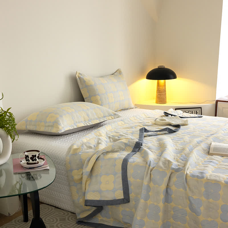 Cotton Gauze Quilt Set | Floral Print | Queen Size with 2 Pillowcases