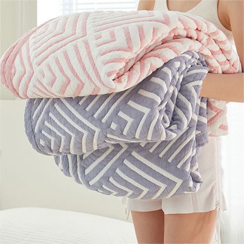 Pure Cotton Reversible Quilt | Geometric Pattern | Full/Queen Size