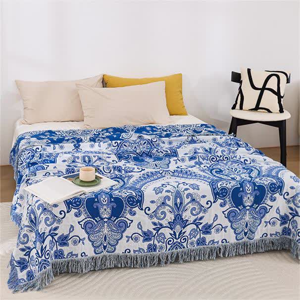 Cotton Quilt | Retro Paisley Design | Full/Queen Size