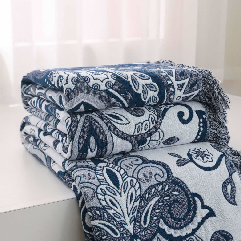 Cotton Quilt | Retro Paisley Design | Full/Queen Size
