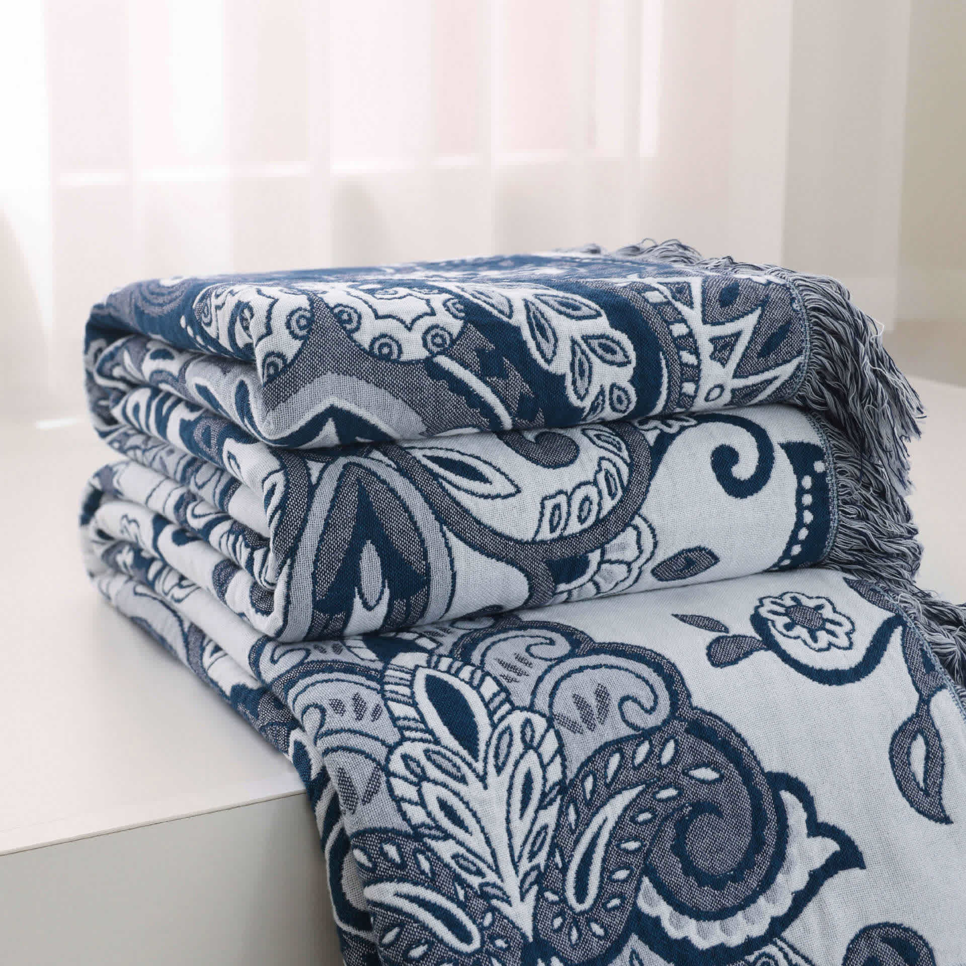 Cotton Quilt | Retro Paisley Design | Full/Queen Size