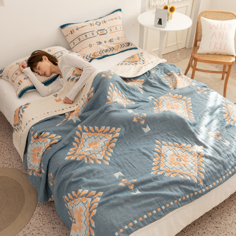 Bohemian Geometric Quilt | 100% Cotton | Full & Queen Sizes