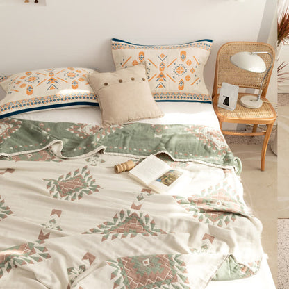 Bohemian Geometric Quilt | 100% Cotton | Full & Queen Sizes