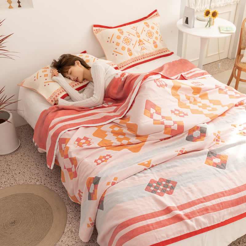 Geometric Cotton Gauze Quilt | Eco-Friendly Multi-Color Design | Full/Queen Size