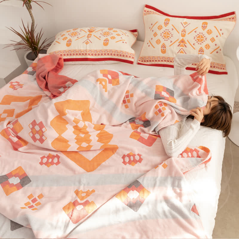 Geometric Cotton Gauze Quilt | Eco-Friendly Multi-Color Design | Full/Queen Size