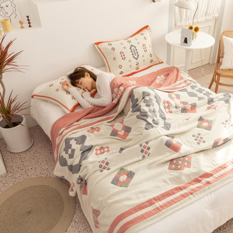 Geometric Cotton Gauze Quilt | Eco-Friendly Multi-Color Design | Full/Queen Size