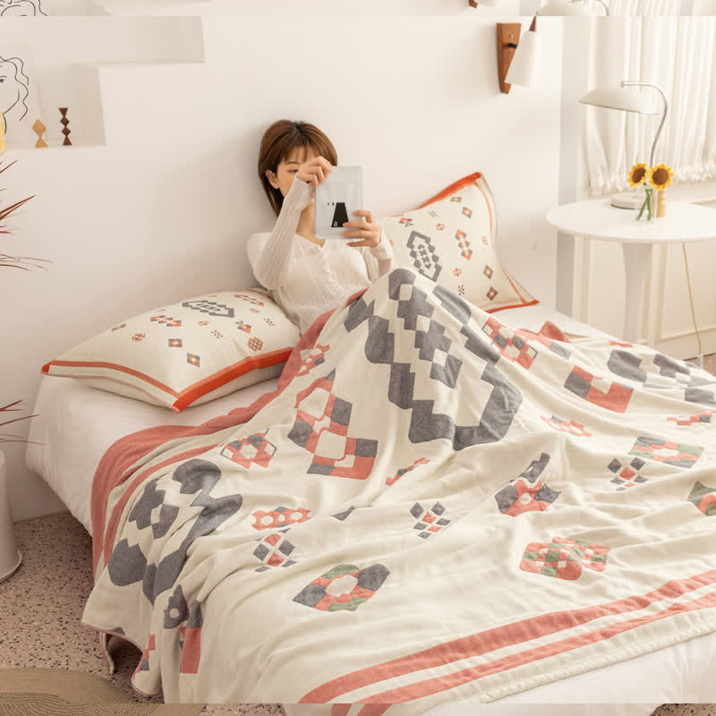 Geometric Cotton Gauze Quilt | Eco-Friendly Multi-Color Design | Full/Queen Size