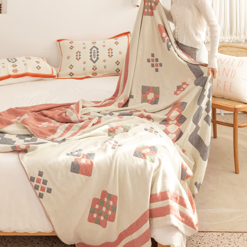 Geometric Cotton Gauze Quilt | Eco-Friendly Multi-Color Design | Full/Queen Size