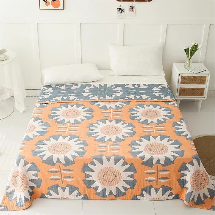 Geometric Sunflower Quilt | 100% Cotton Gauze | Full & Queen Sizes
