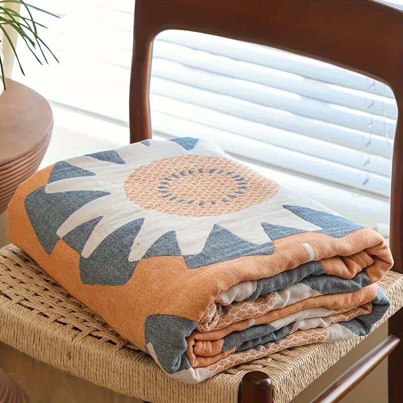Geometric Sunflower Quilt | 100% Cotton Gauze | Full & Queen Sizes