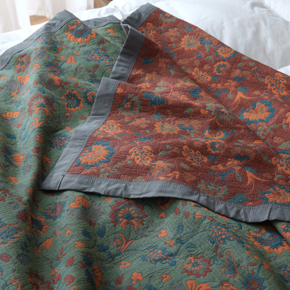Retro Flower Quilt | 100% Organic Cotton | Reversible Design, Available in Full, Queen, King