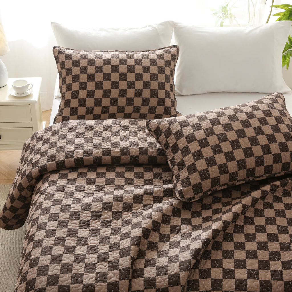 Checkerboard Quilted Bedding Set | 100% Pure Cotton | Quilt & Pillowcases