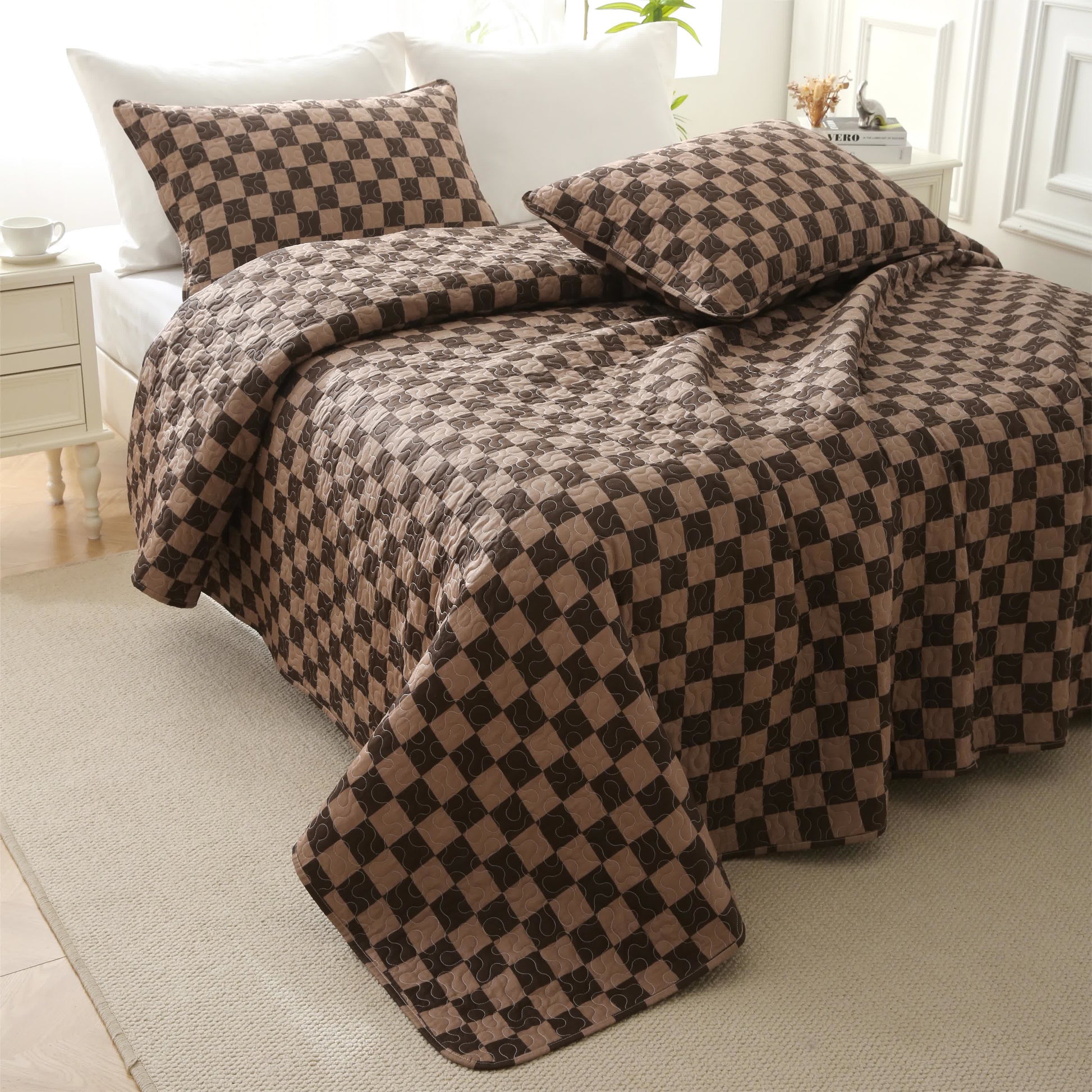 Checkerboard Quilted Bedding Set | 100% Pure Cotton | Quilt & Pillowcases