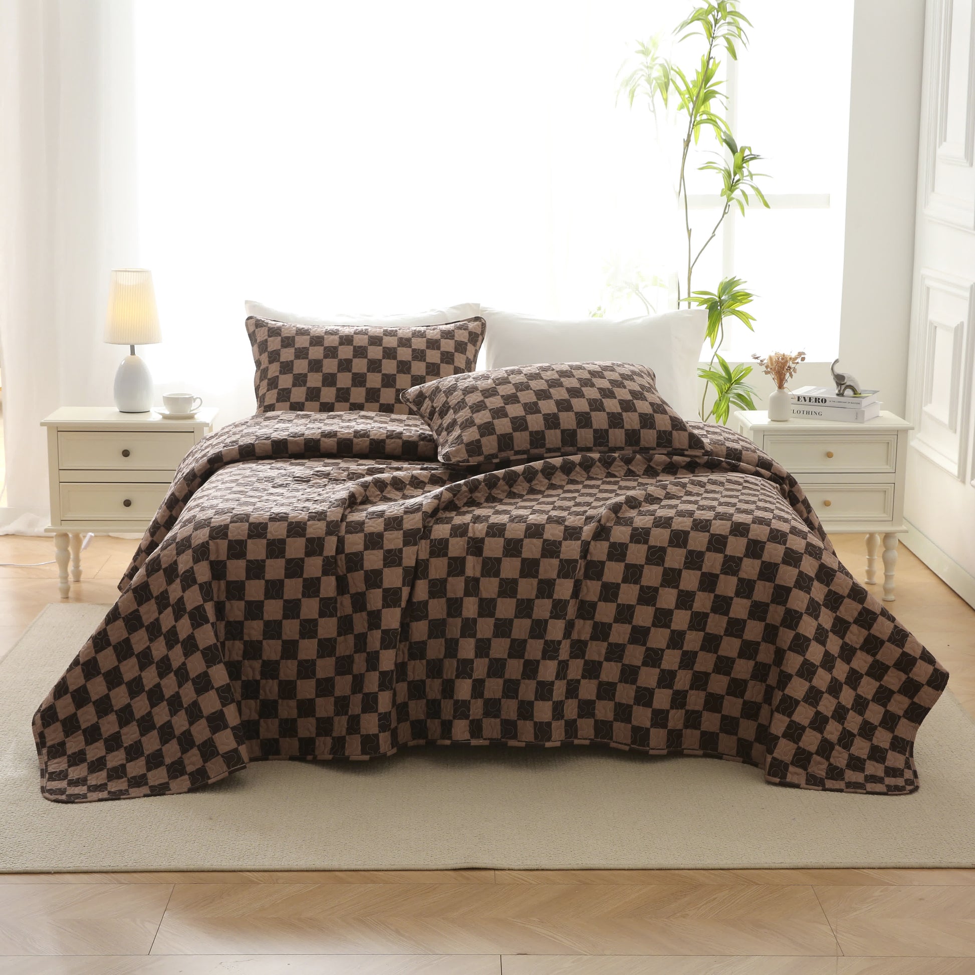 Checkerboard Quilted Bedding Set | 100% Pure Cotton | Quilt & Pillowcases