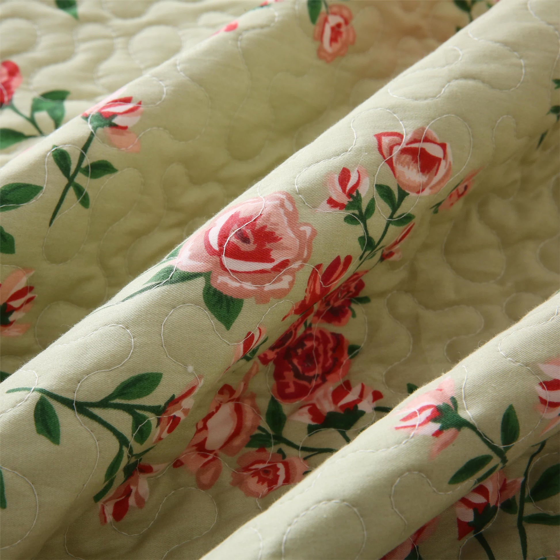 Rose Quilted Cotton Bedding Set | 100% Premium Cotton | Available in Full, Queen, King Sizes