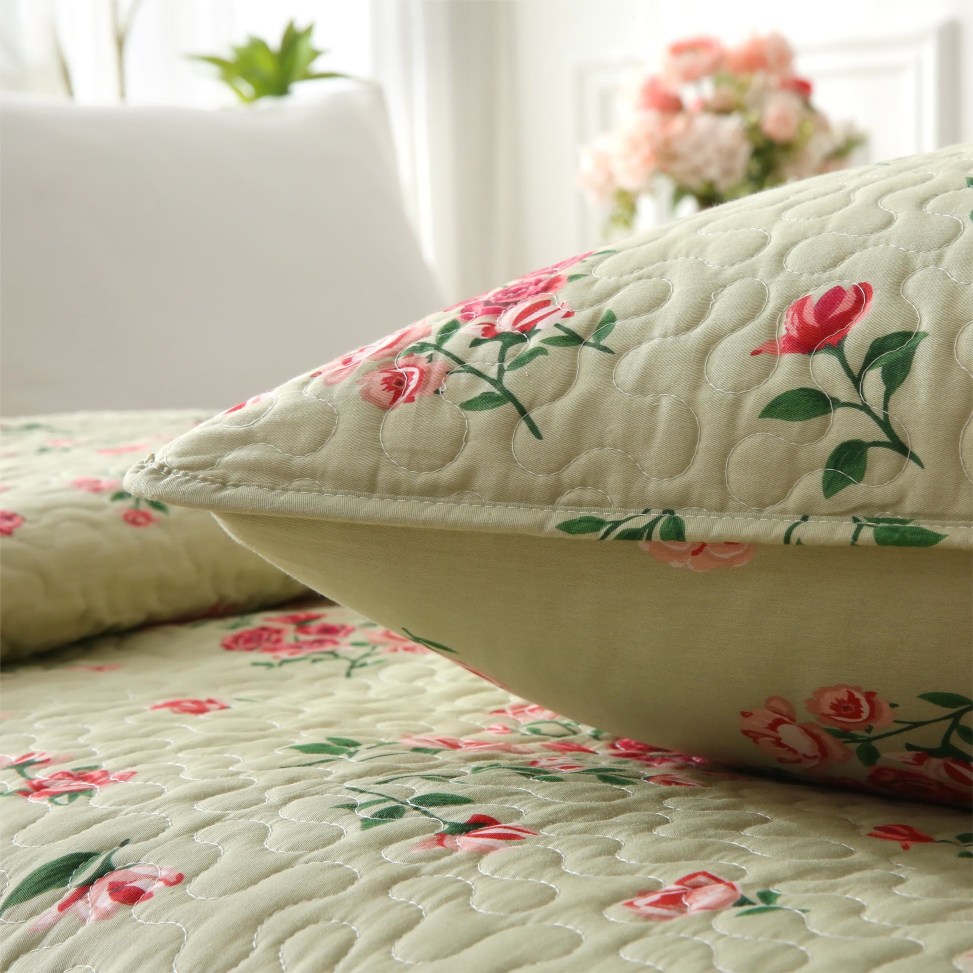 Rose Quilted Cotton Bedding Set | 100% Premium Cotton | Available in Full, Queen, King Sizes