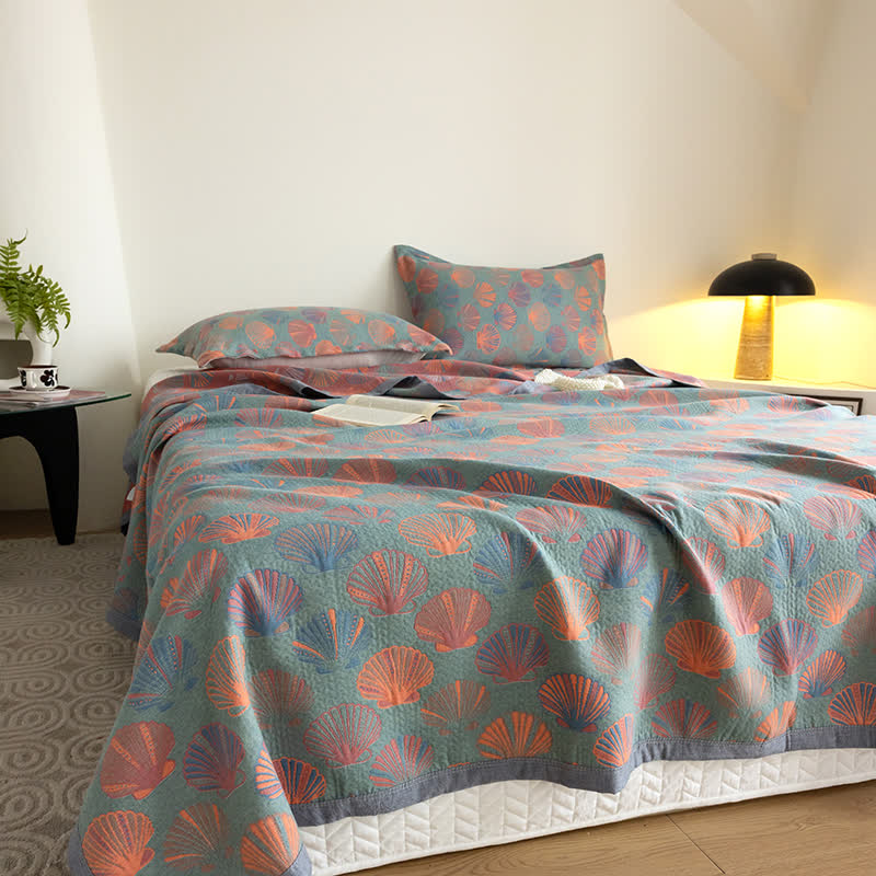 Colorful Cotton Gauze Quilt | Breathable 3-Layer Design | Available in Queen, Cal King, and King Sizes