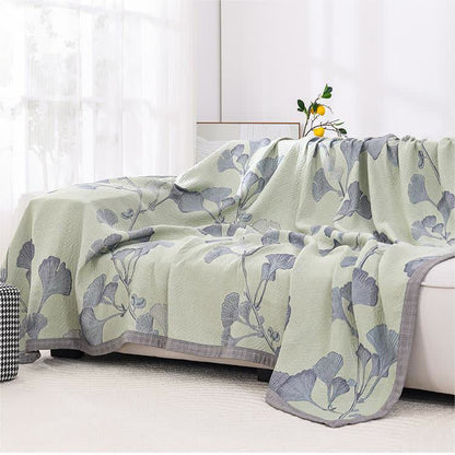 Ginkgo Leaf Reversible Quilt | 70% Cotton & 30% Soybean Fiber | Full/Queen/King Sizes