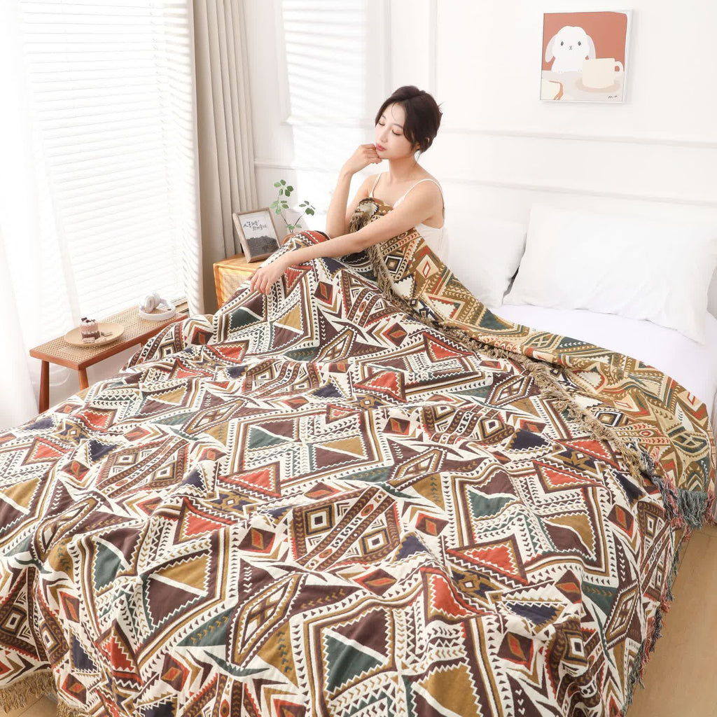 Retro Triangle Cotton Quilt | Eco-Friendly Gauze | Queen & King Sizes