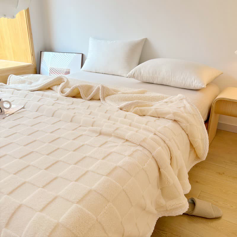 Checkerboard Sherpa Blanket | Soft Polyester | 39" x 59"