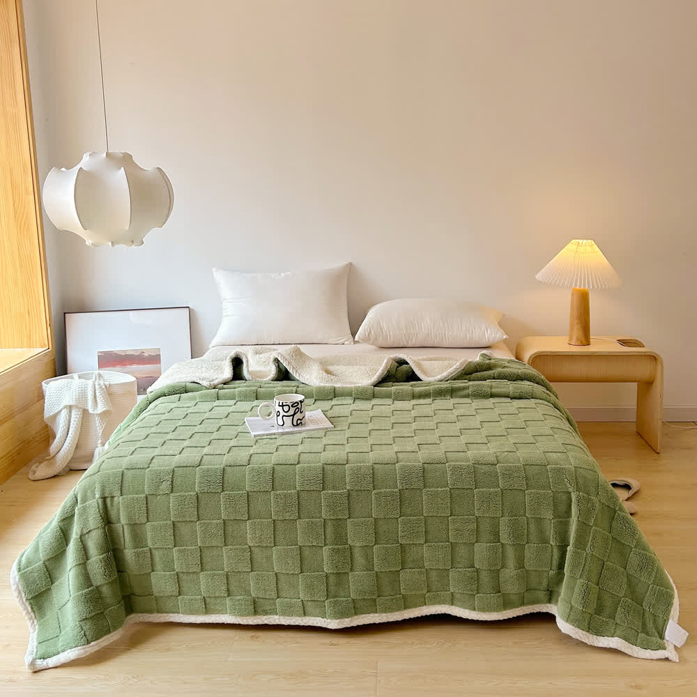 Checkerboard Sherpa Blanket | Soft Polyester | 39" x 59"