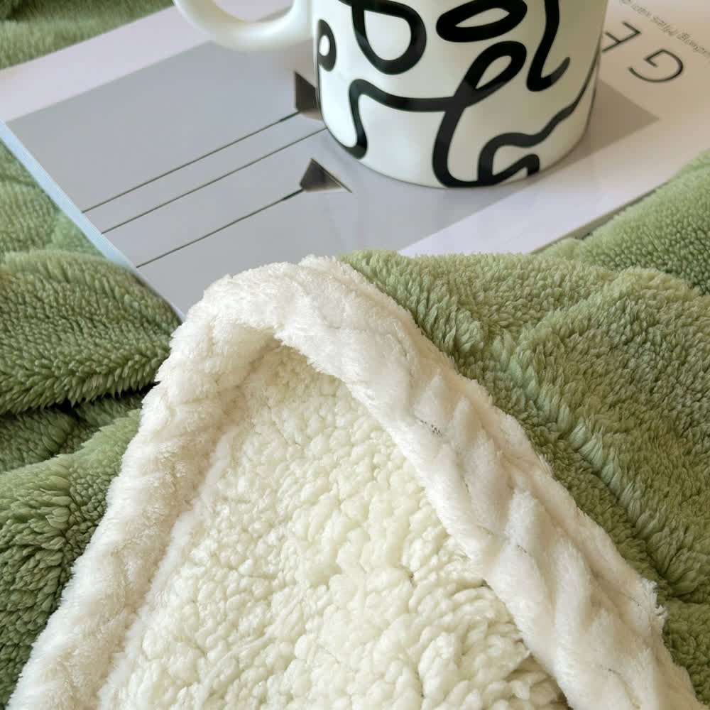 Checkerboard Sherpa Blanket | Soft Polyester | 39" x 59"