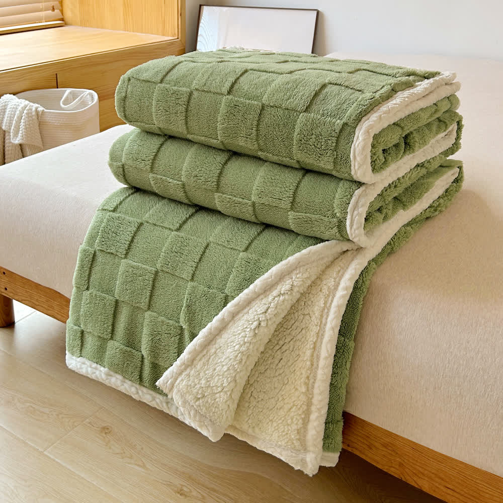 Checkerboard Sherpa Blanket | Soft Polyester | 39" x 59"