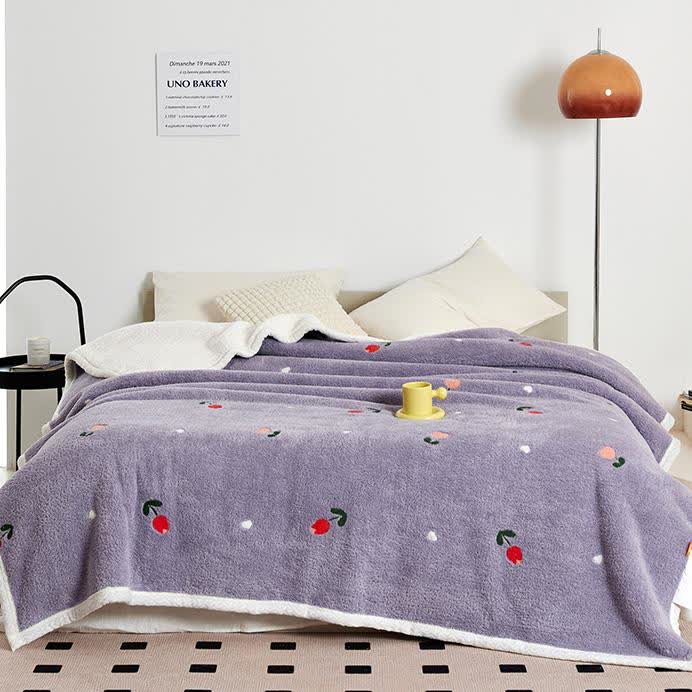 Pastoral Tulip Fleece Throw Blanket | Soft Polyester | Available in Multiple Sizes