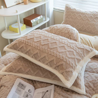 Diamond Texture Fleece Pillowcases | Soft Polyester | Set of 2