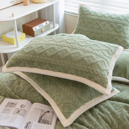 Diamond Texture Fleece Pillowcases | Soft Polyester | Set of 2