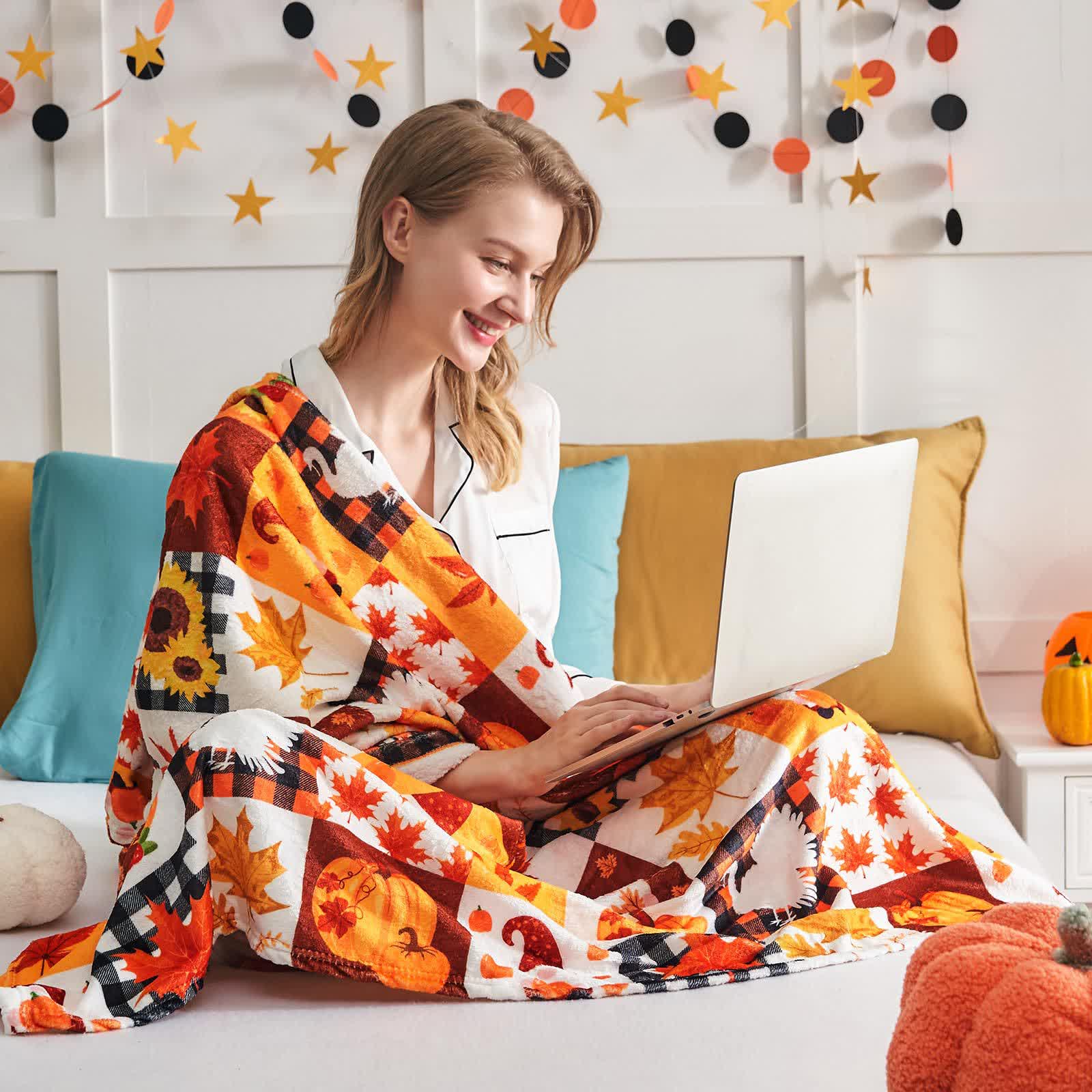 Halloween Pumpkin Flannel Blanket | Soft Polyester | Multiple Sizes Available