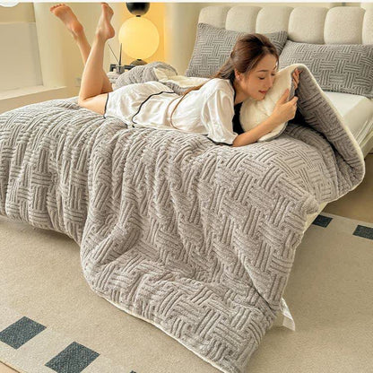 Fluffy Fleece Winter Blanket | Double-Sided Microfiber Velvet | Available in Twin, Full, Queen, King Sizes